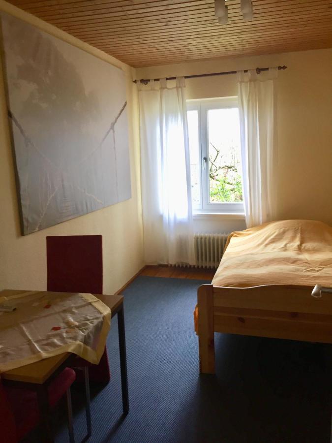 Blaues Haus Apartment Niederdorfelden Exterior foto